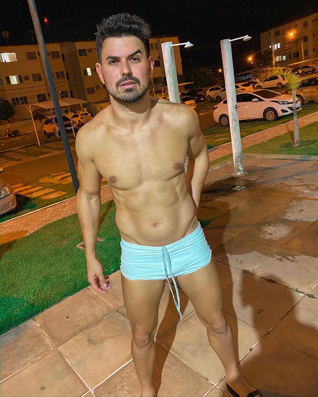 Vídeo Gabriel Gava e seu volume realmente é uma delicinha