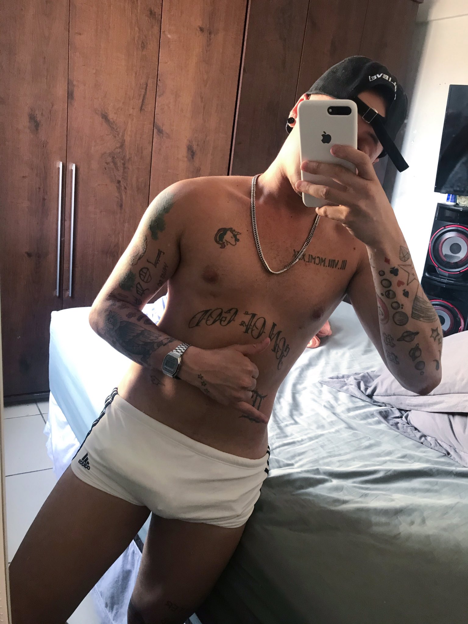 Victor Hugo de PAU DURO mitou neste fim de semana – PRIVE GAYS - Vídeos  Porno Gay Online | Amadores | Downloads